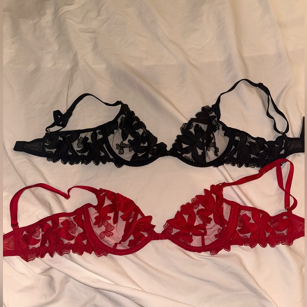 Victoria’s Secret flower lace bralette